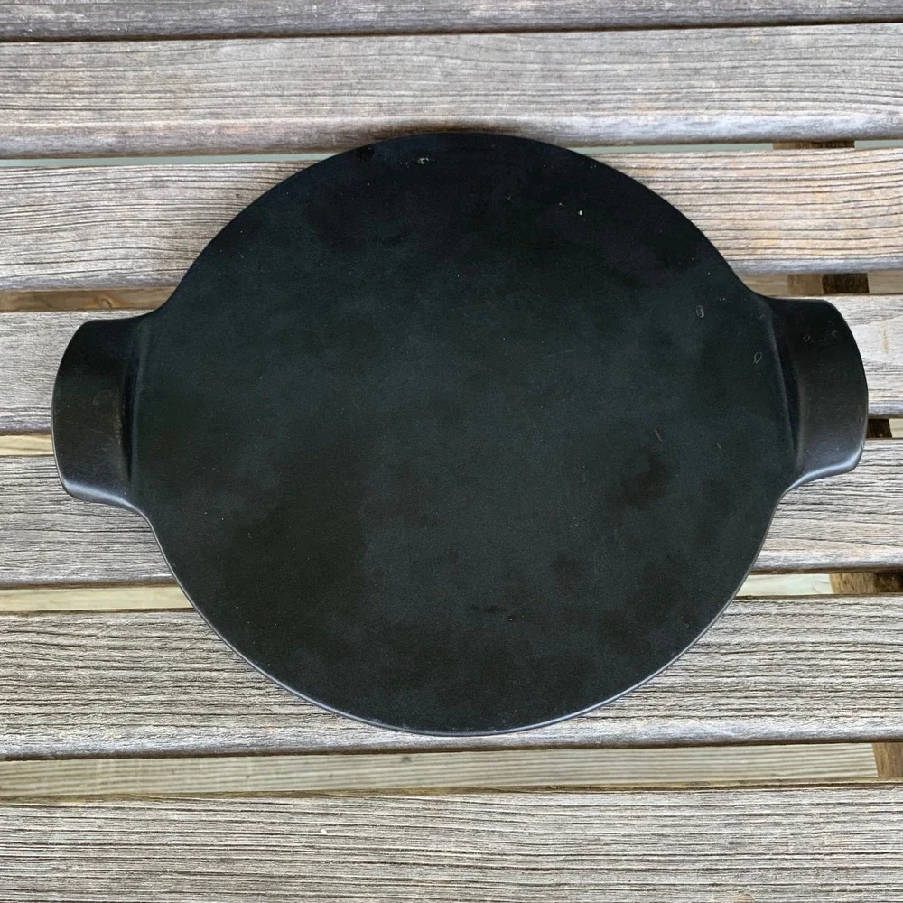 Emile Henry Flame 10in Individual Pizza Stones Black Ceramic Set of 2 75.10